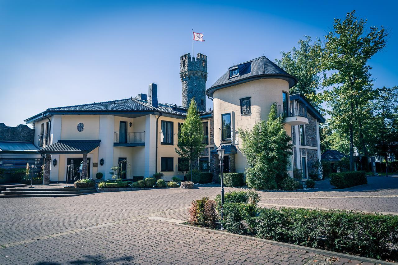 伯格茨瓦尔曾斯坦瑞雷斯城堡酒店 盖森海姆 外观 照片